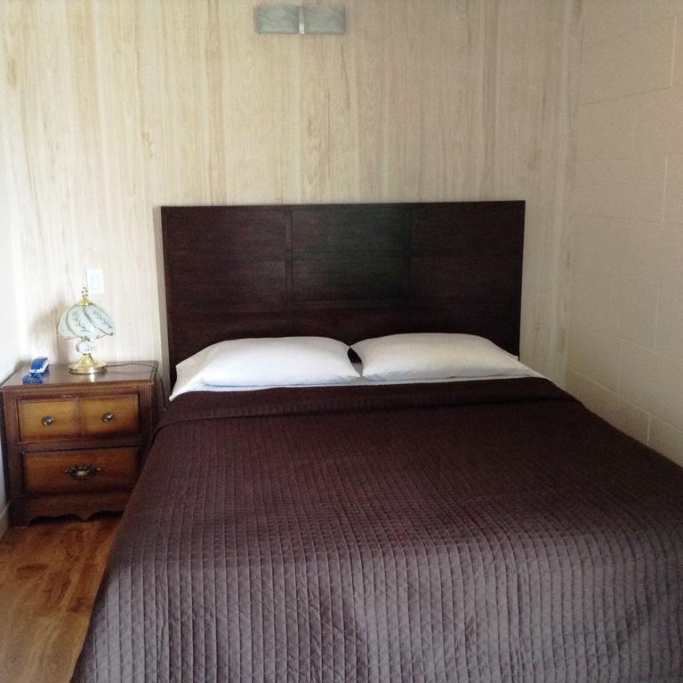 Motel Belair Rigaud Pokoj fotografie